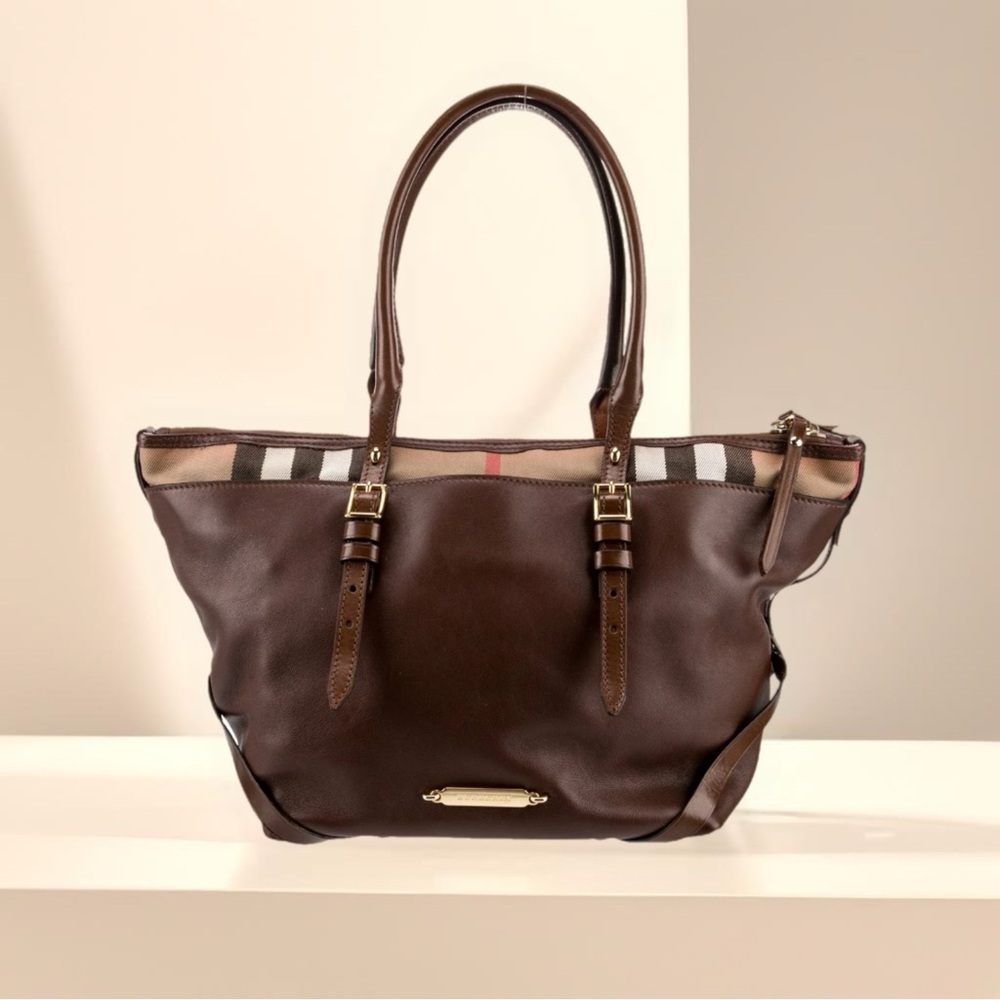 Burberry Women’s Brown Leather Tote Handbag Purse Made in Italy 100% Authentic - Picture 2 of 10